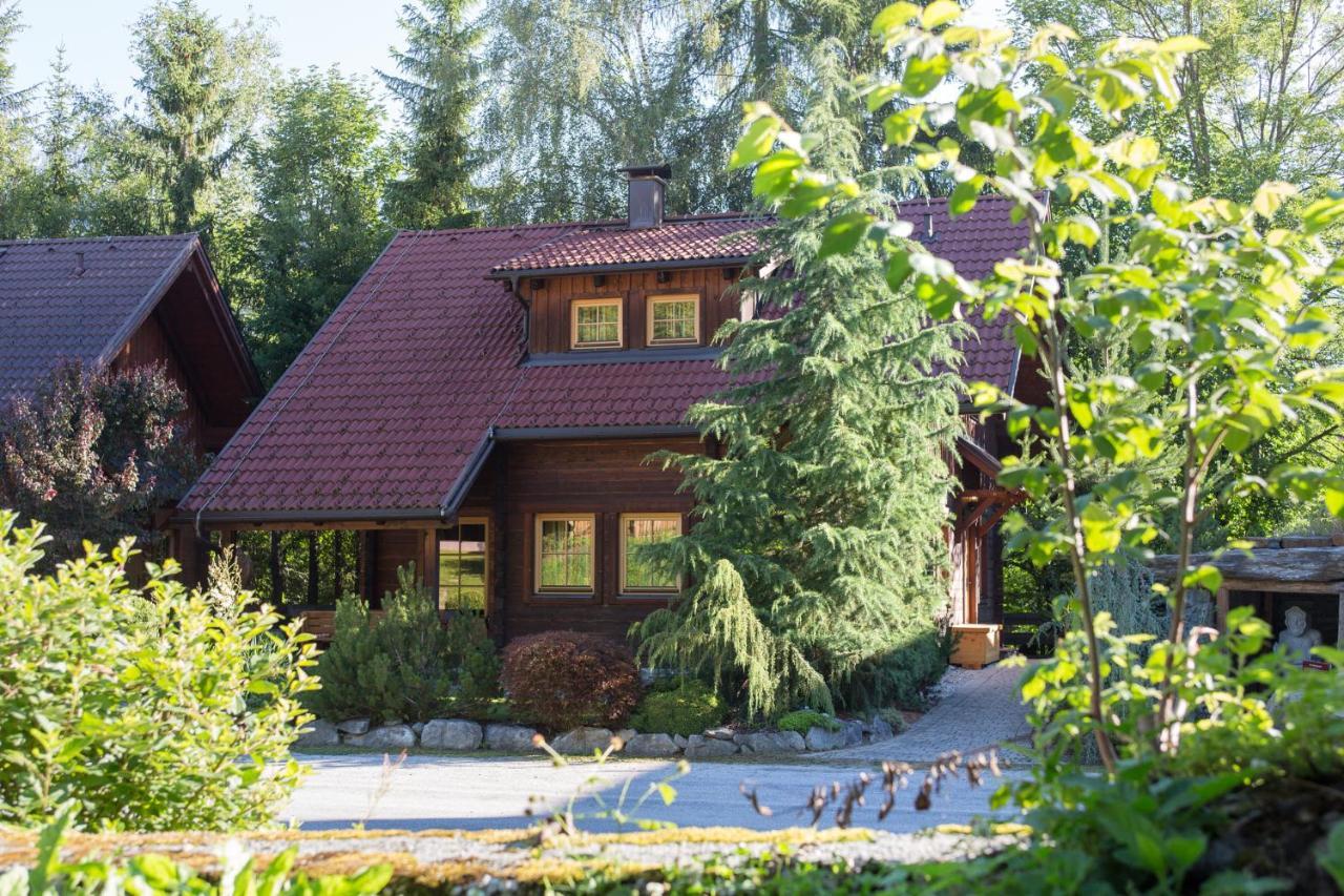 Das Dorf In Der Stadt Schladming Exterior photo