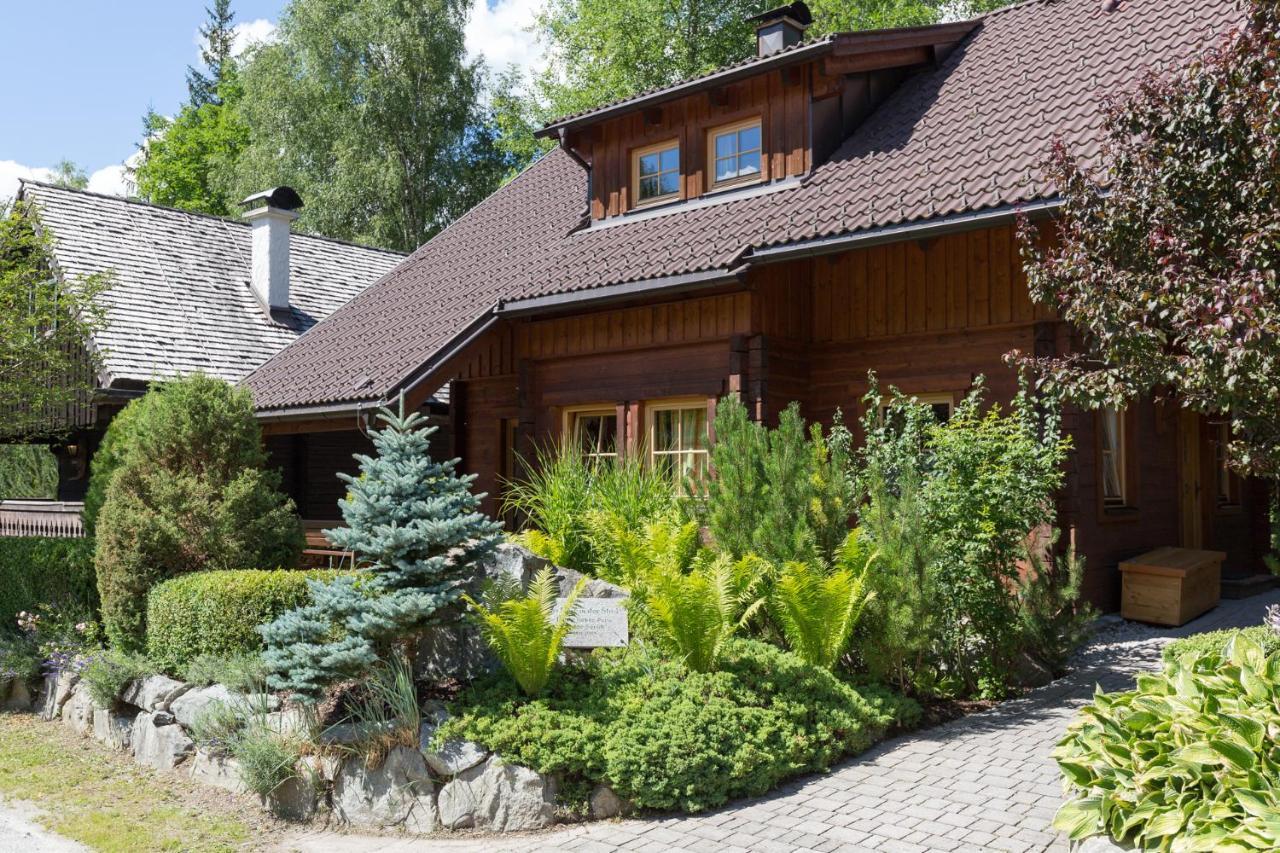 Das Dorf In Der Stadt Schladming Exterior photo